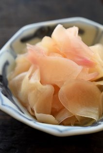 新生姜の甘酢漬け（ガリ）の写真
