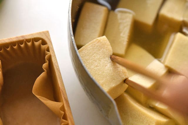 煮物の汁気をしぼる