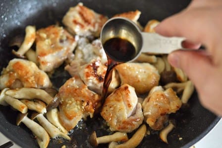 調味料を入れる