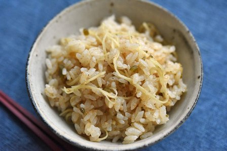 だしブレンドrecipe / 生姜のだし炊き込みご飯