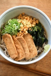 冷やしたぬきそばの写真