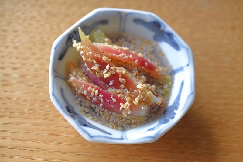 みょうがのごま甘酢漬けの写真
