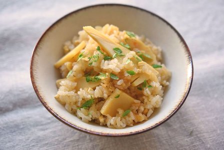 たけのこご飯 炊き込みご飯 のレシピ 作り方 白ごはん Com