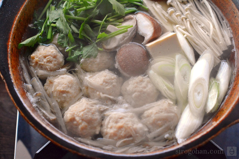 鶏団子鍋（鶏つくね鍋）の写真