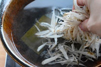 鶏団子鍋 鶏つくね鍋 のレシピ 作り方 白ごはん Com