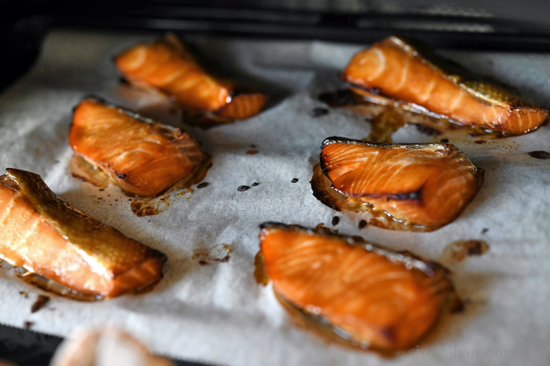 冷凍ストック＆オーブンで焼く「鮭の漬け焼き」の写真