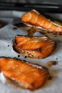 冷凍ストック＆オーブンで焼く「鮭の漬け焼き」の写真
